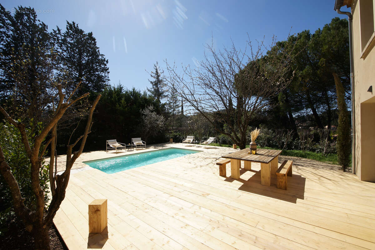 Maison à VAISON-LA-ROMAINE