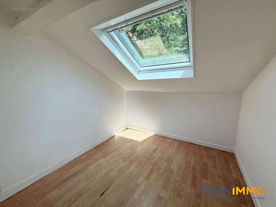 Appartement 105 m² à La Buisse  - photo 8