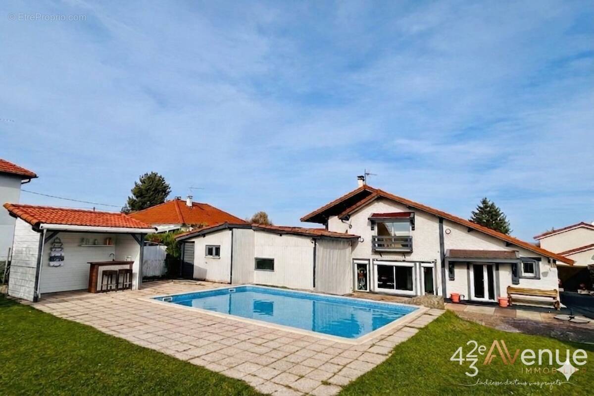 Maison à SAINT-FERREOL-D'AUROURE