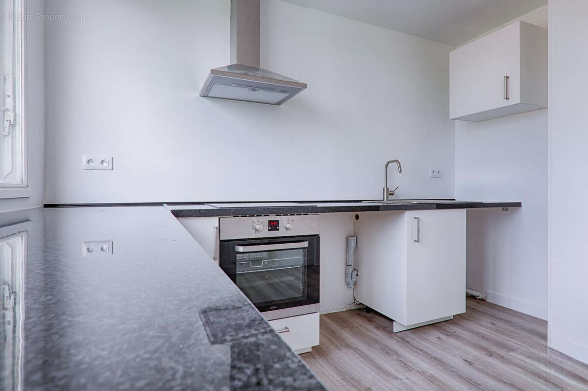 Appartement à CORBEIL-ESSONNES