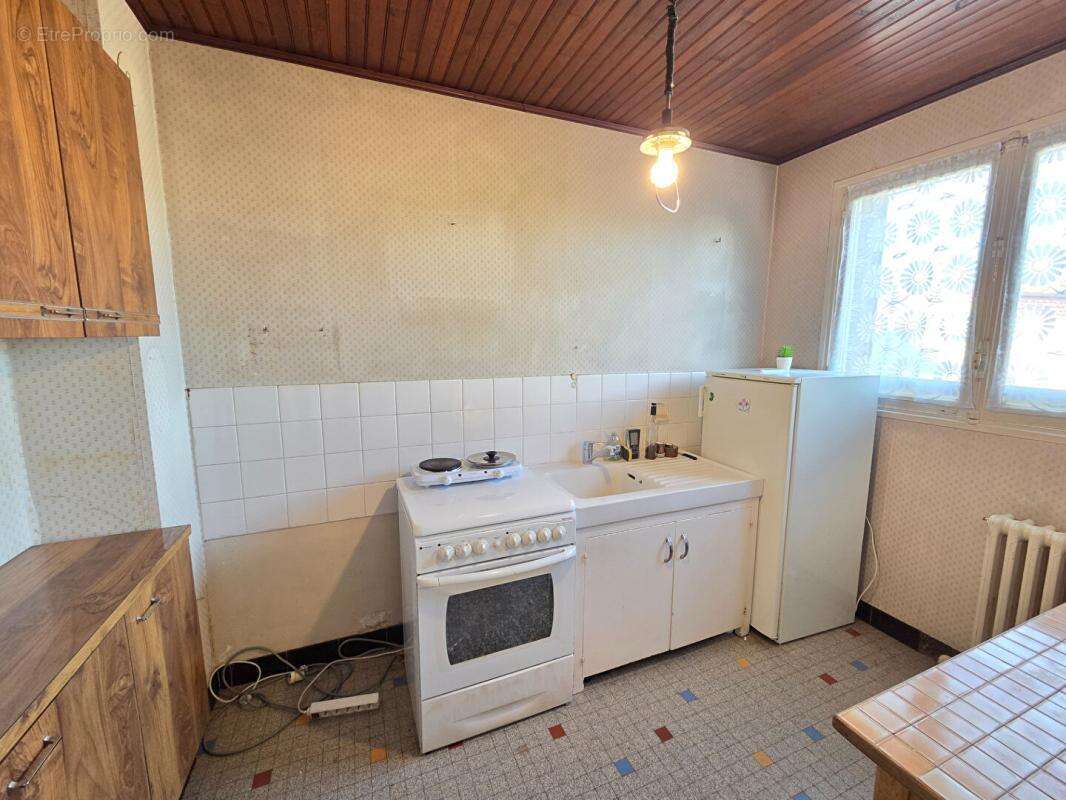 Maison à MONTELIMAR