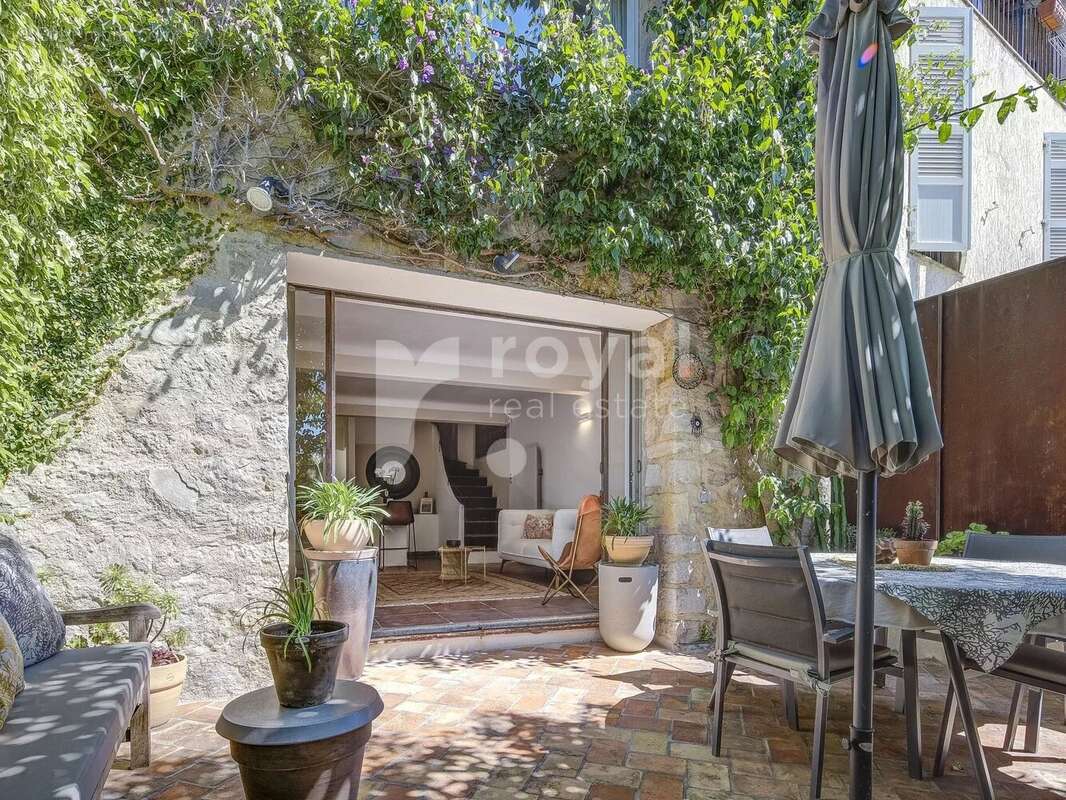 Maison à MOUGINS