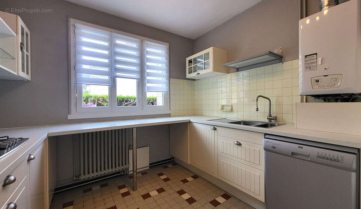 Appartement à LONS-LE-SAUNIER