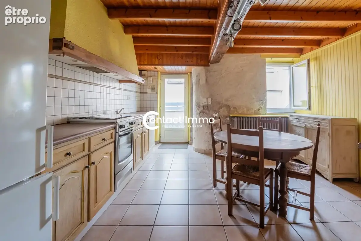 Maison 91 m² à Chappes  - photo 4