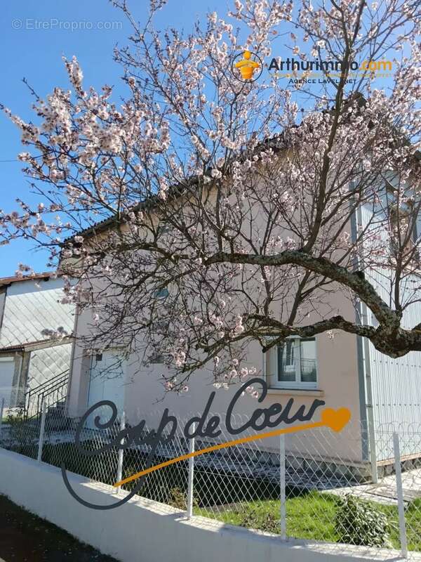 Maison à LAROQUE-D'OLMES