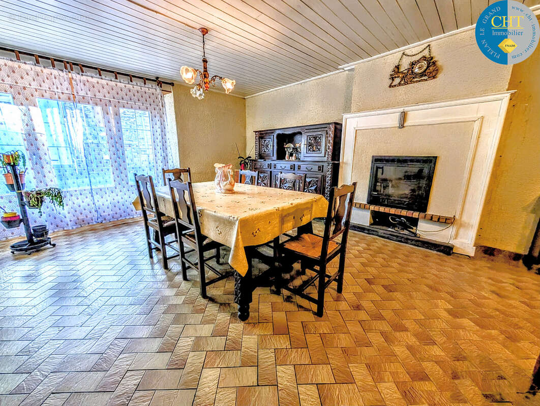 Maison à MAXENT