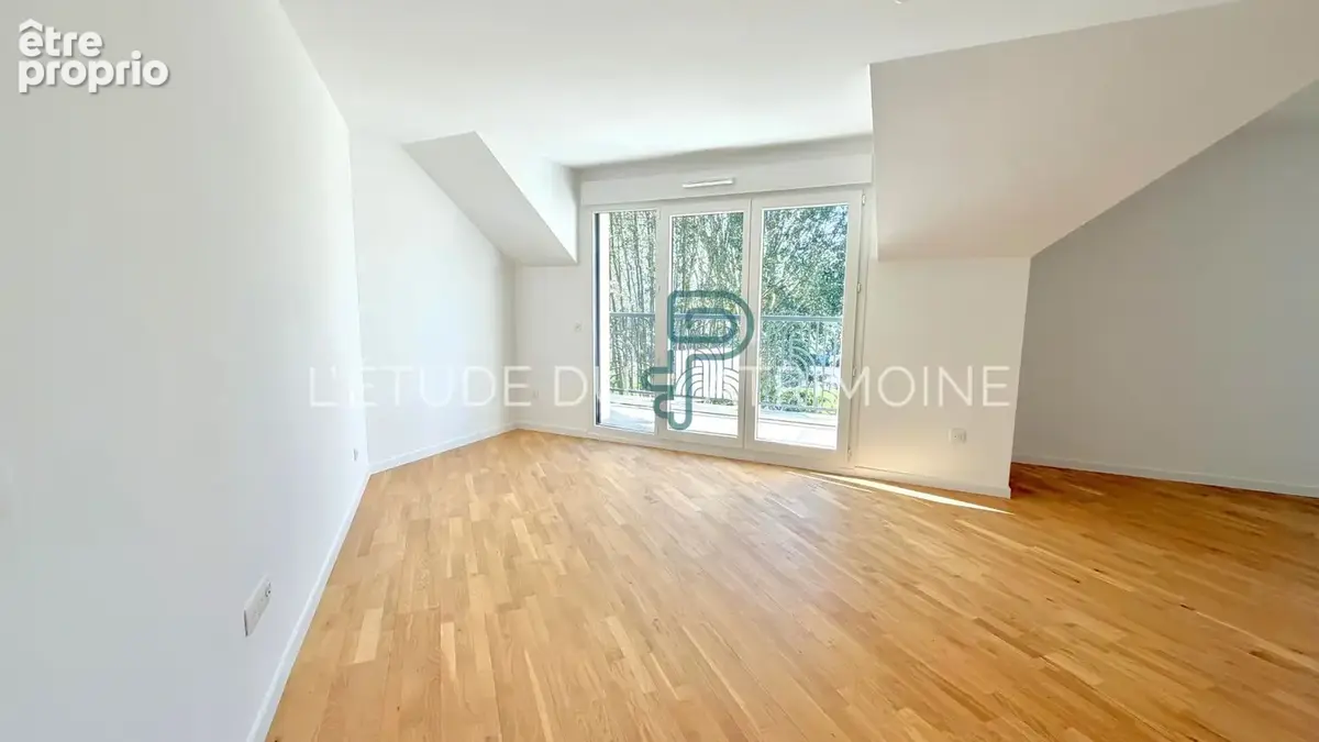 Appartement à L'HAY-LES-ROSES