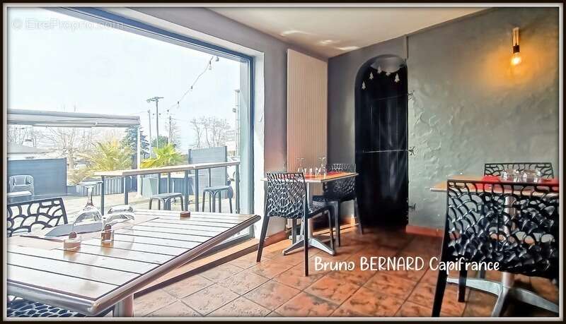 Commerce à AUREILHAN