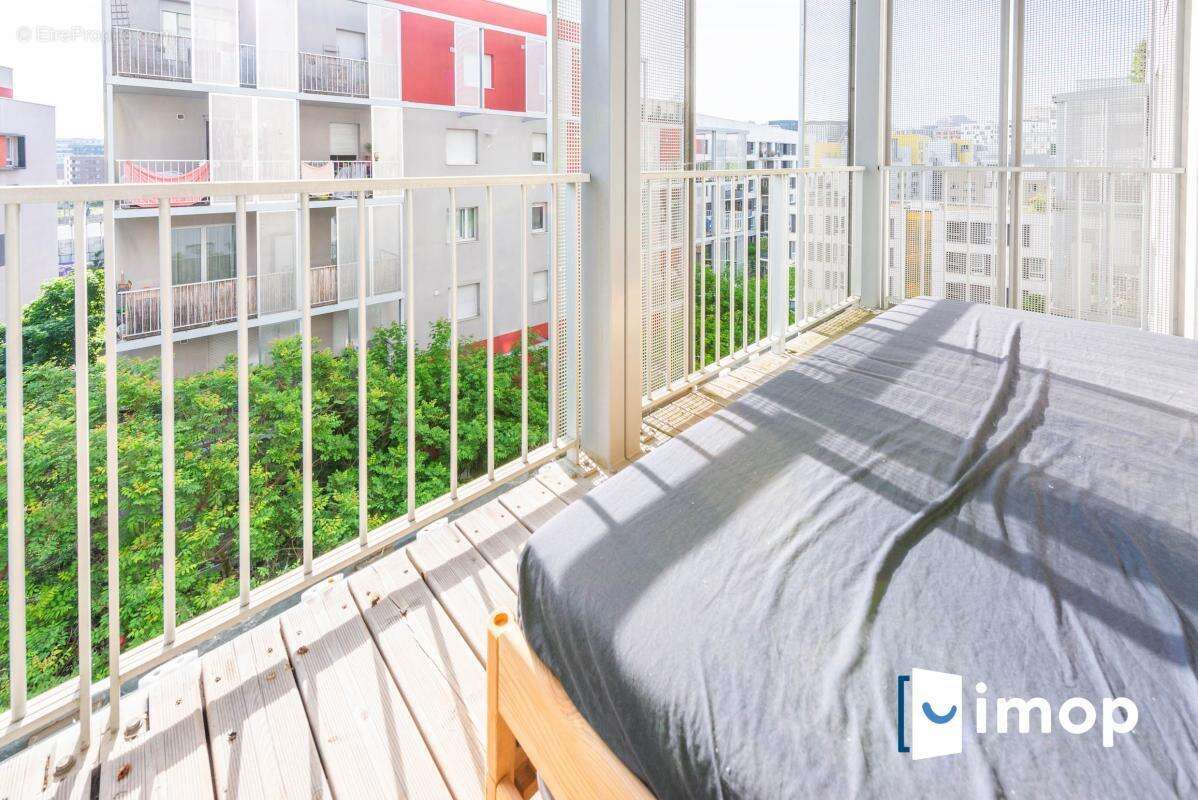 Appartement à NANTERRE