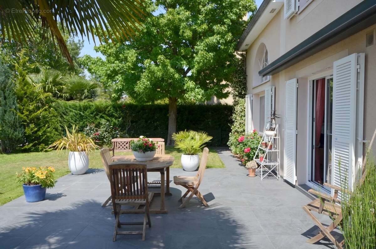 Maison à CROISSY-SUR-SEINE
