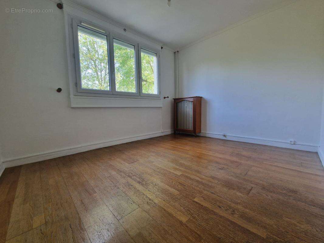 Appartement à VAIRES-SUR-MARNE