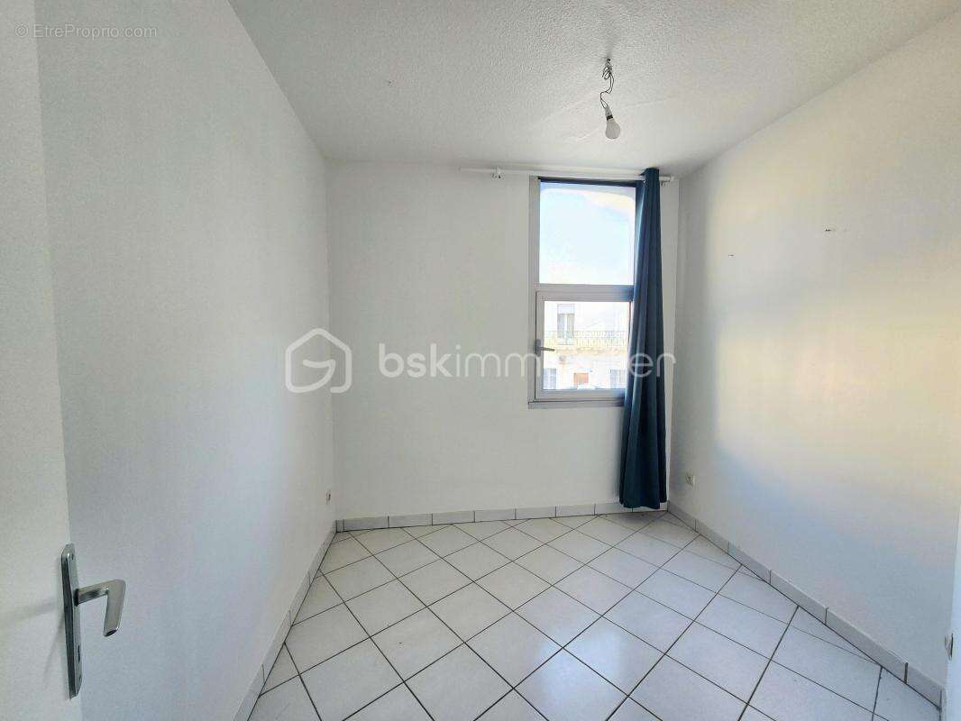 Centre-ville - ascenseur - chambre - photo 4