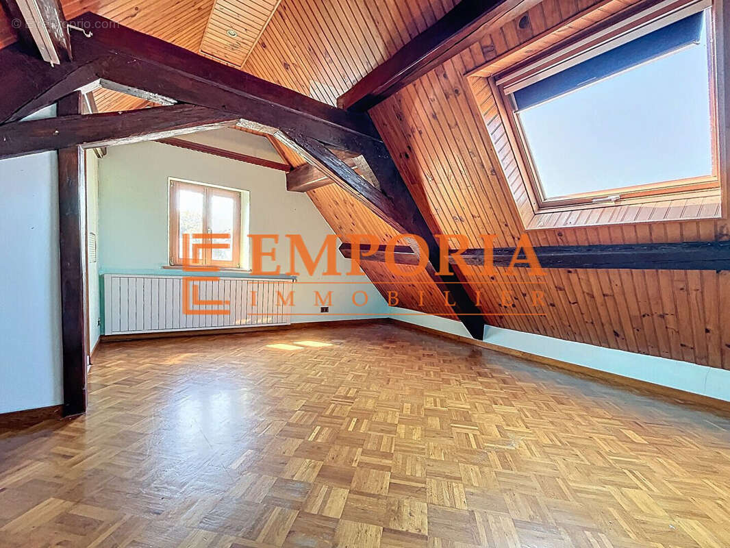 Maison à DANNEMARIE