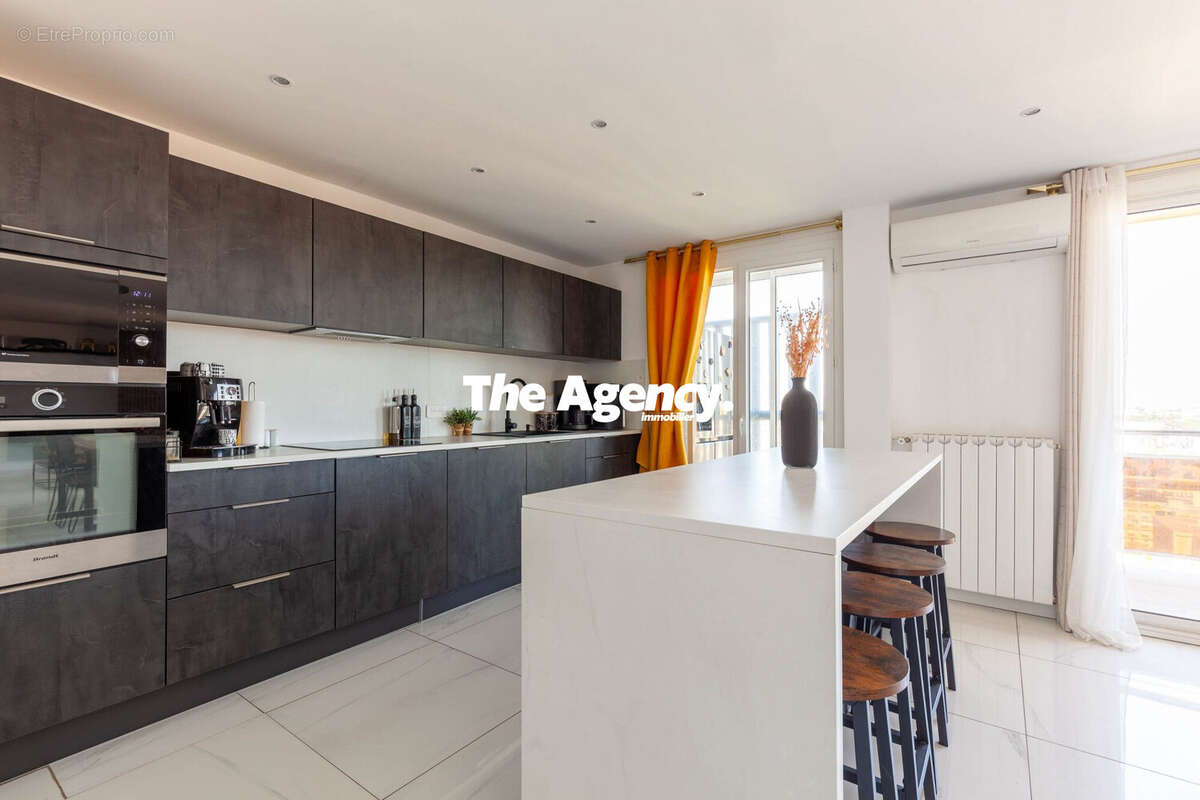 Appartement à MARSEILLE-10E