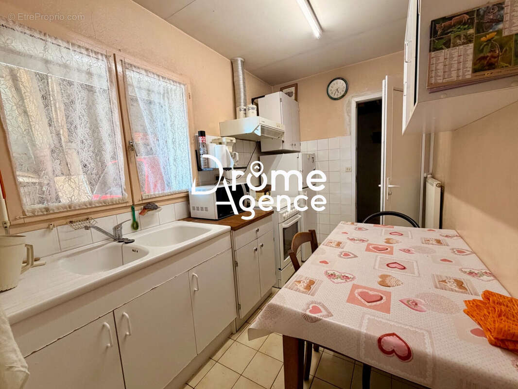 Maison 80 m² à Allex  - photo 4