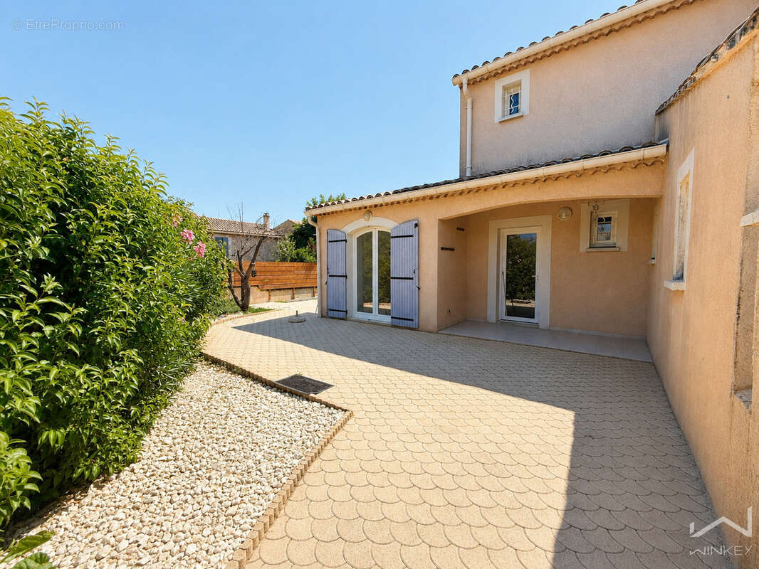 Exclusivité saint just d' ardèche : maison -  3 chambres - garage -  jardin clos - environnement privilégié - photo 2