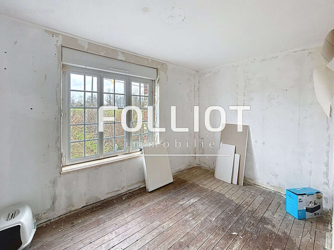 Maison à SAINT-SEVER-CALVADOS