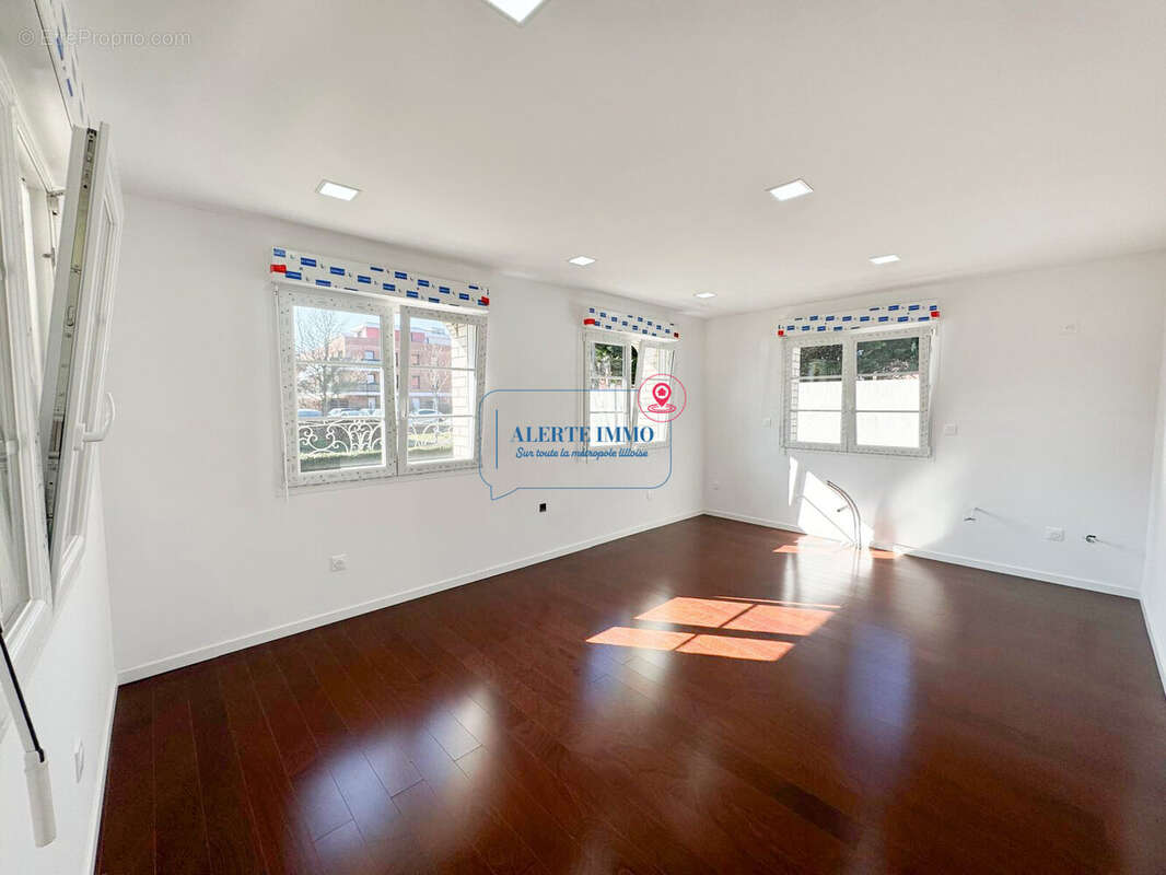 Maison à FACHES-THUMESNIL