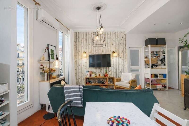 Appartement à MARSEILLE-1E