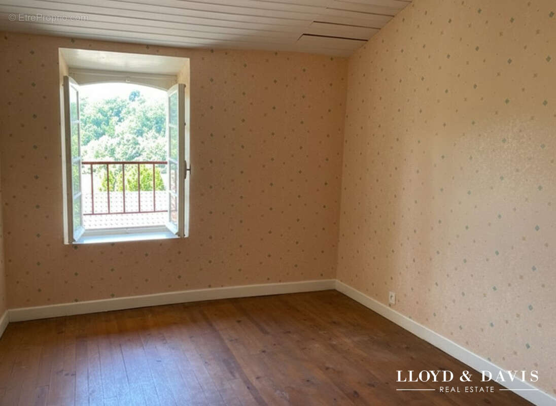 Maison à LA BASTIDE-CLAIRENCE