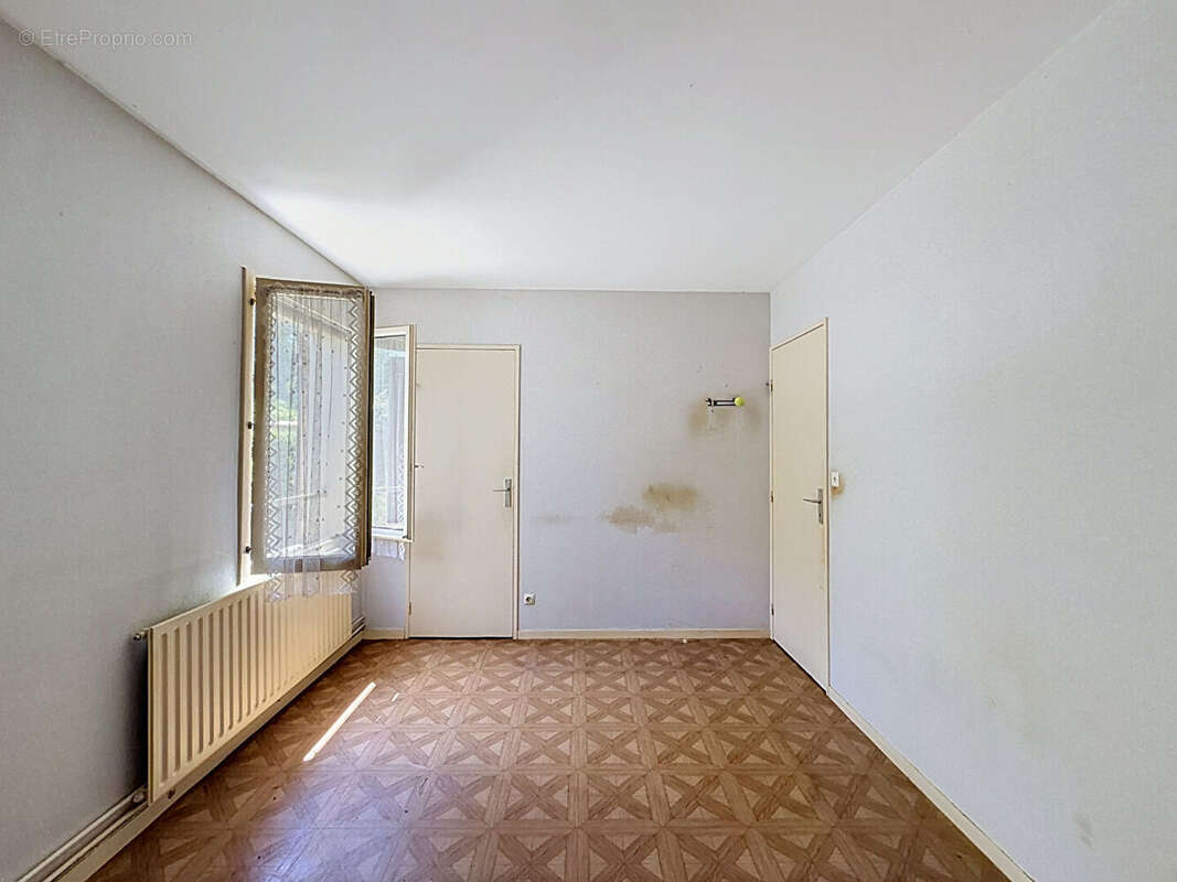 Maison Le Pontet 3 pièce(s) 83 m2 - photo 8