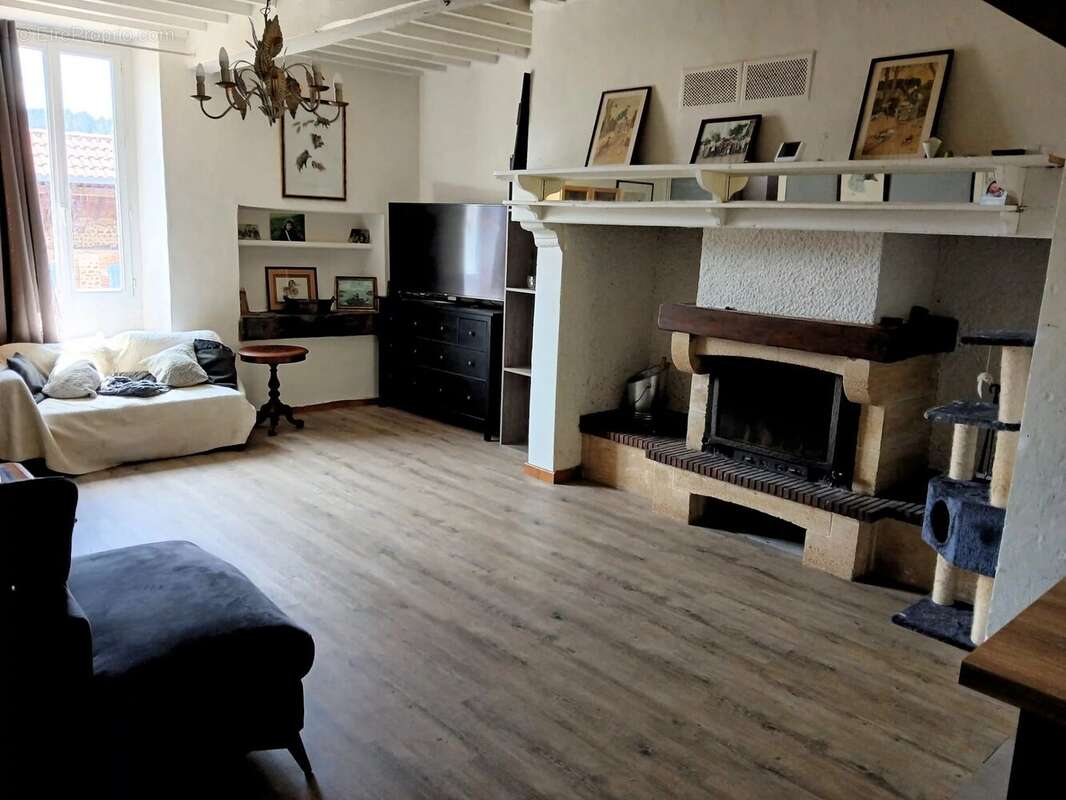 Maison à VIC-EN-BIGORRE