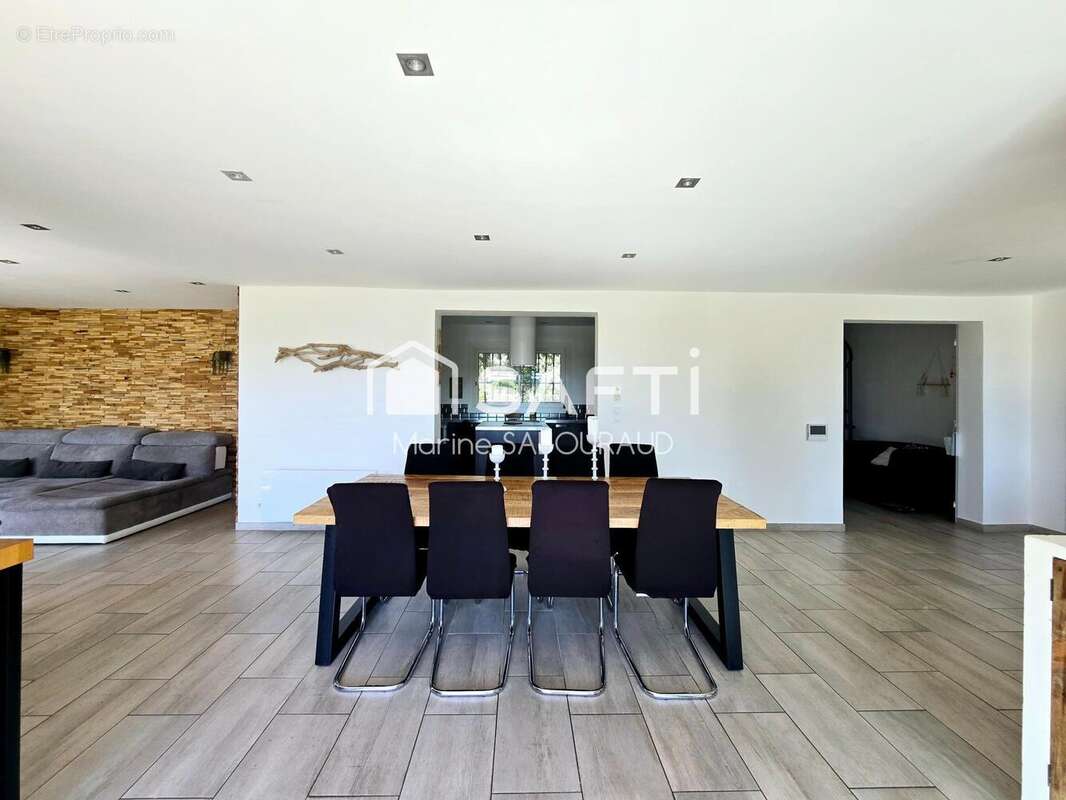 Photo 6 - Maison à COTIGNAC