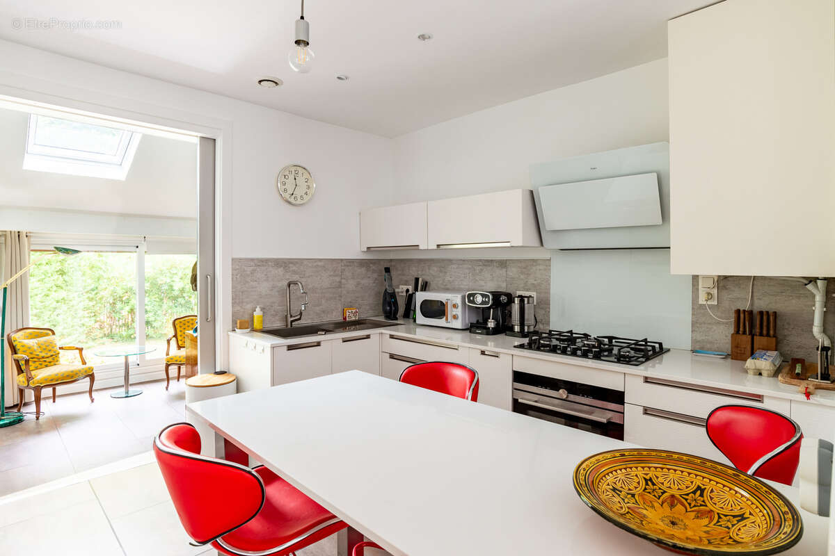Maison individuelle à 900 m des Halles de Saint-Jean-de-Luz - photo 8