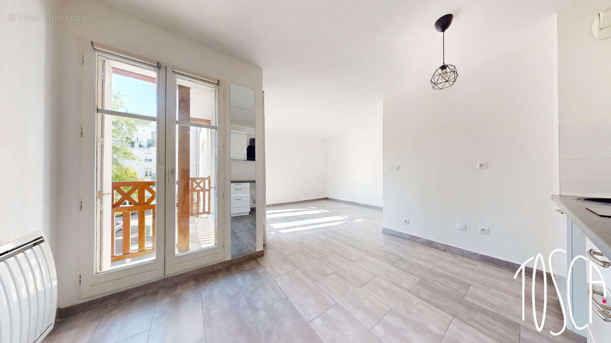 Appartement à THIAIS