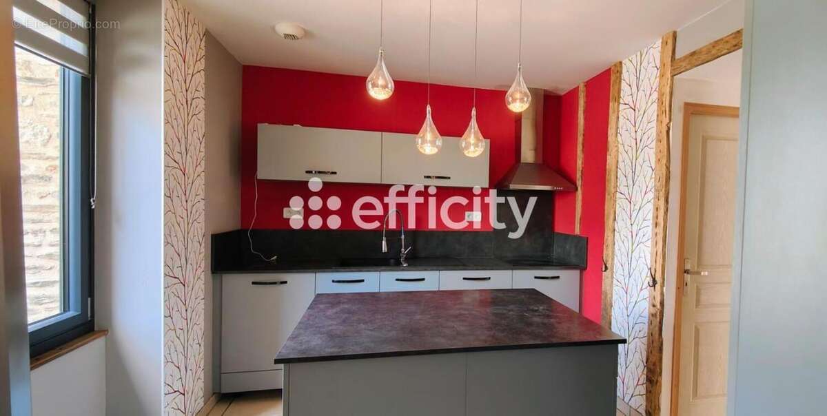 Maison 110 m² à Saint-Eloy-Les-Tuileries  - photo 5