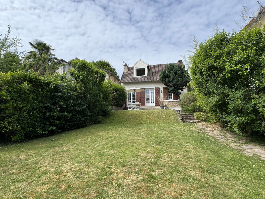 Maison - 60,02 m2 - 5 pièces - photo 2