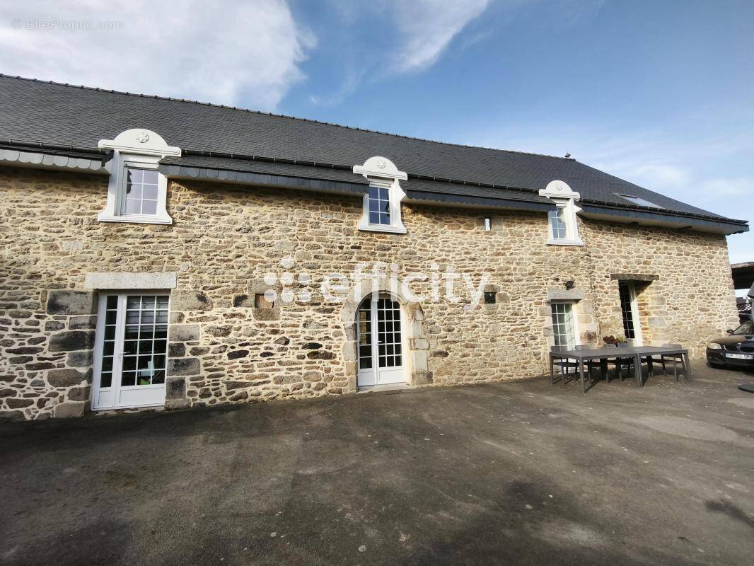 Maison à PLESTAN