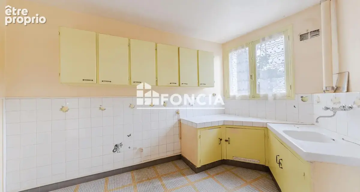 Tours – appartement 5 pièces avec 4 chambres, garage et cave - photo 2