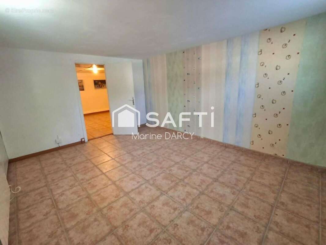 Photo 5