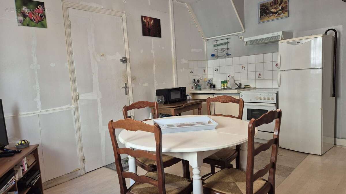 coin repas - Appartement à ROMENY-SUR-MARNE