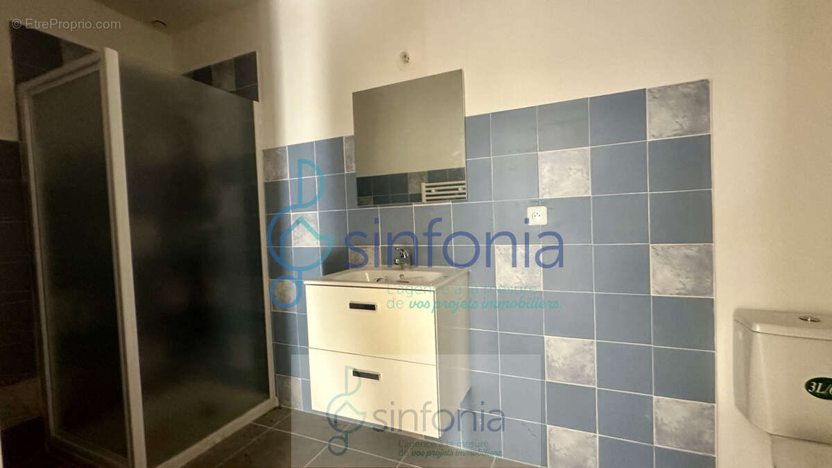 À Vendre : Maison de 4 Pièces à Foissac - 103 m2 Habitables sur 749 m2 de Terrain - photo 5