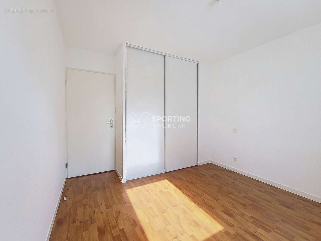 Appartement à COUTRAS
