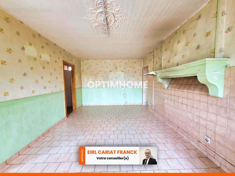 Maison à SAINT-AGNANT-DE-VERSILLAT