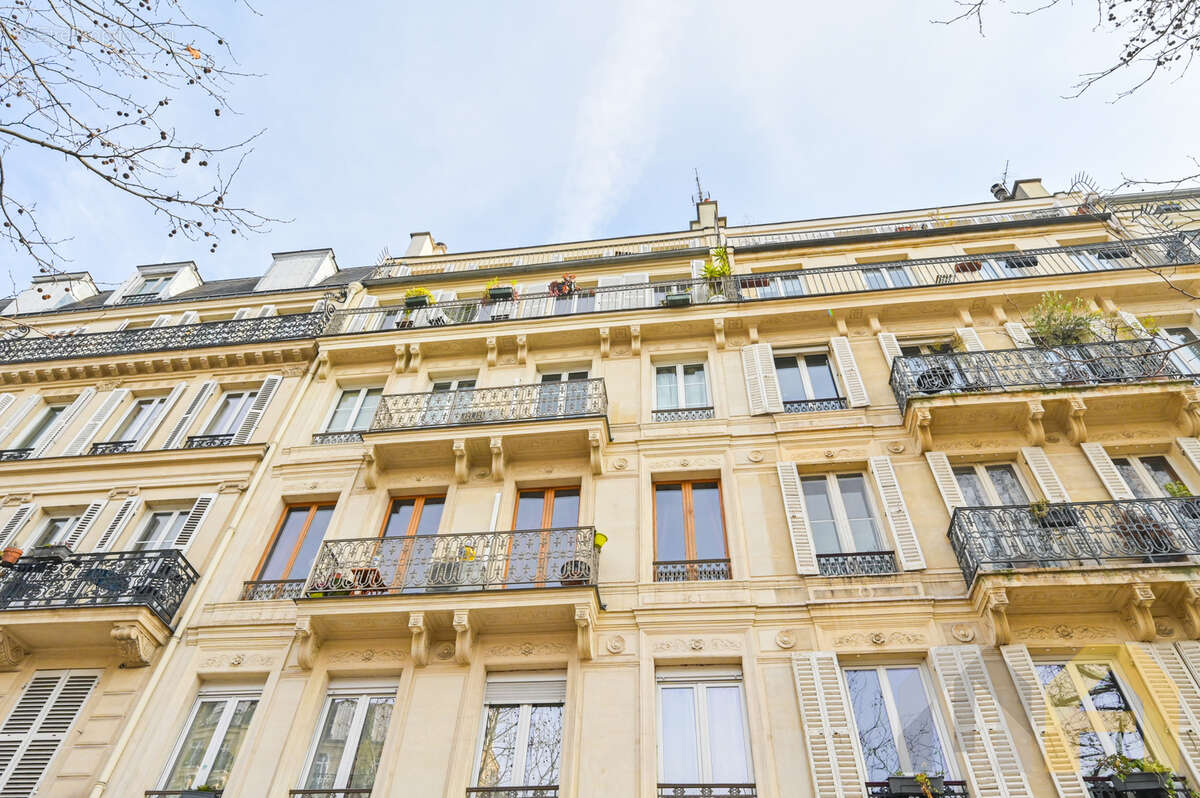 Appartement à PARIS-11E