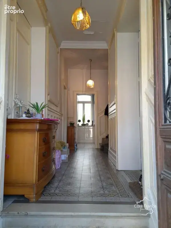 A proximité de tous commerces, lot de 3 maisons avec piscine - photo 11