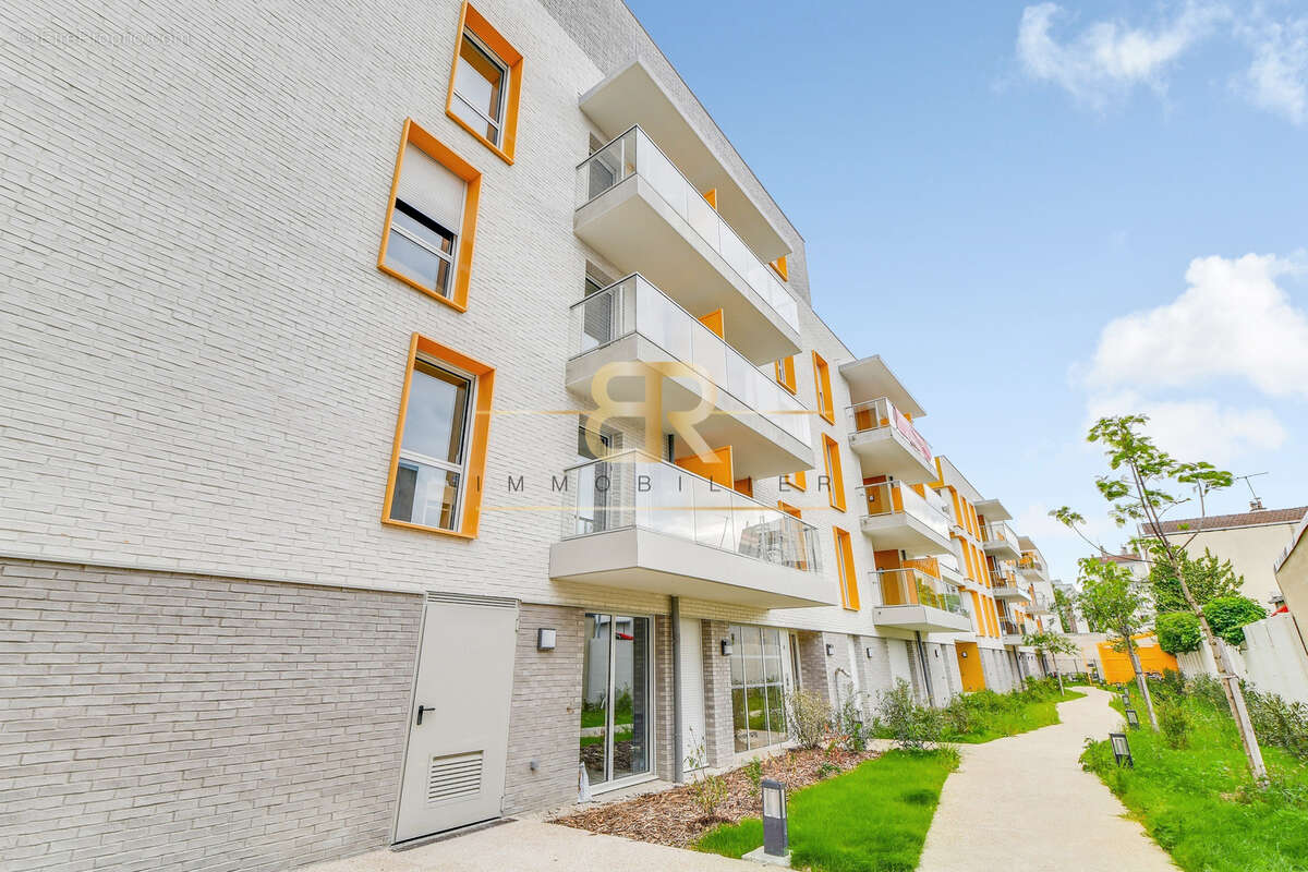 Appartement à AUBERVILLIERS