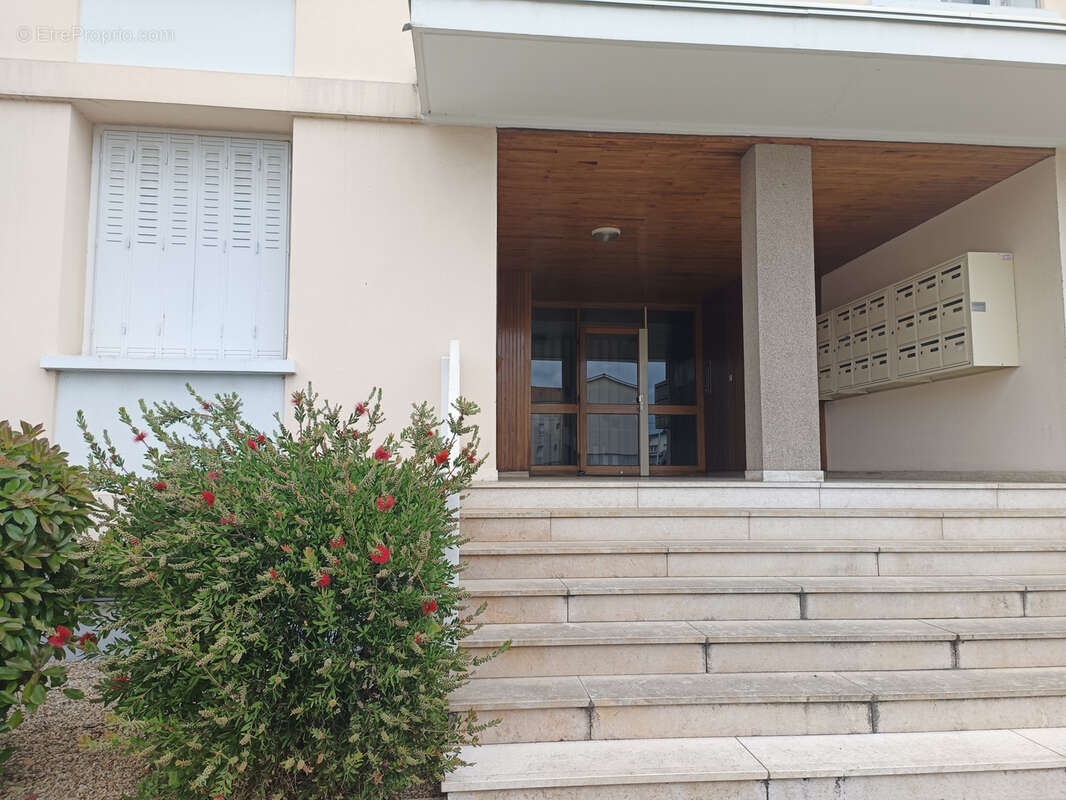 Appartement à ROUSSILLON