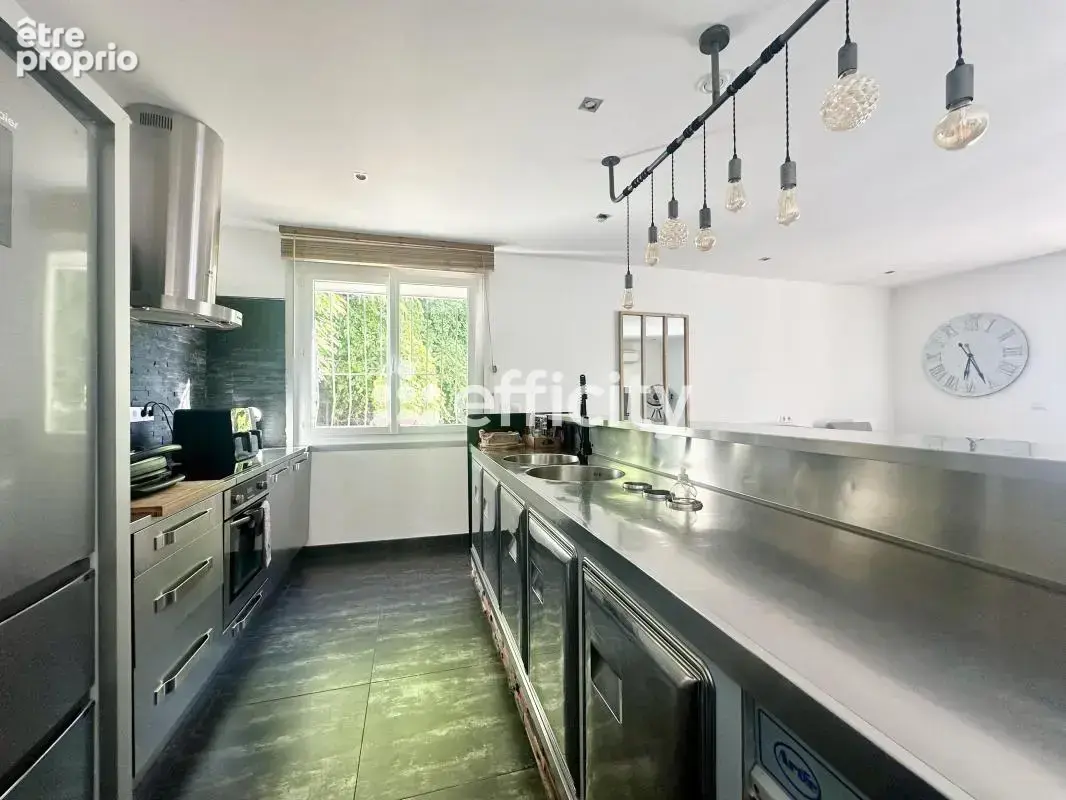 Maison 90 m² à Saint-Victoret  - photo 11