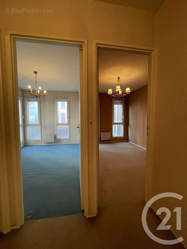 Appartement à MOULINS