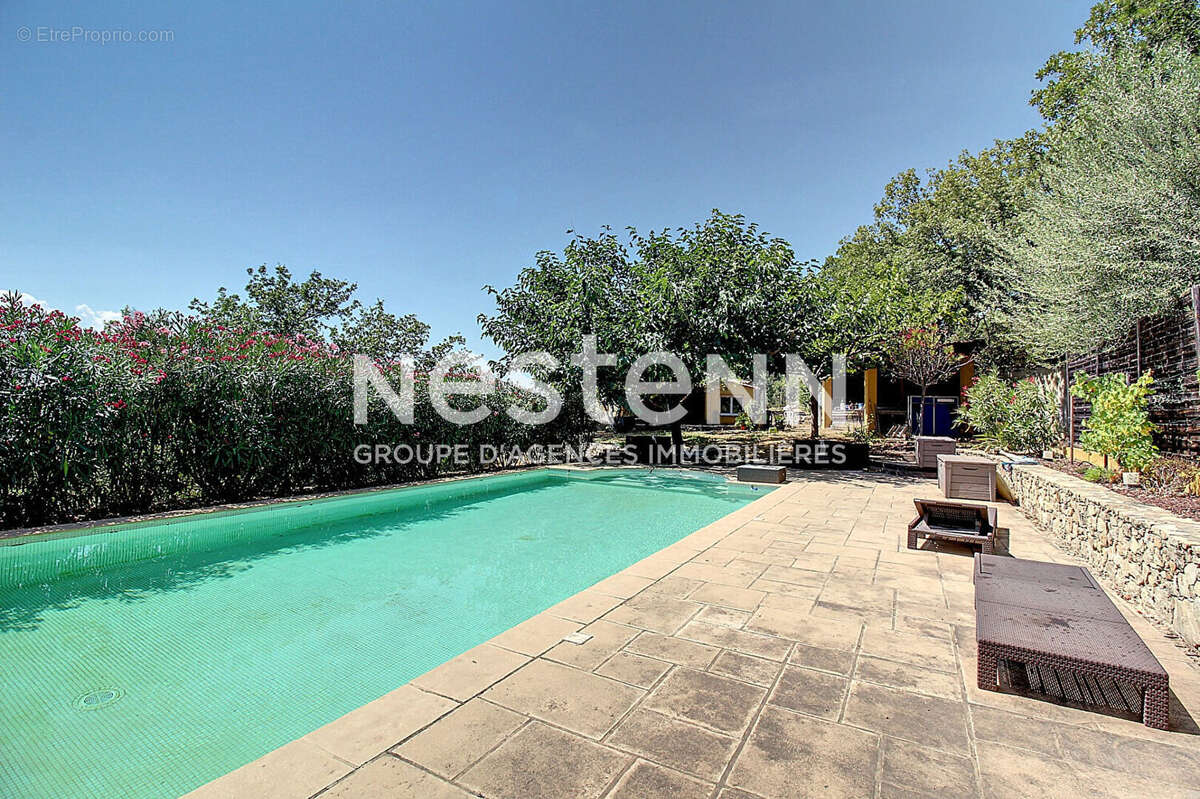 Maison à DRAGUIGNAN