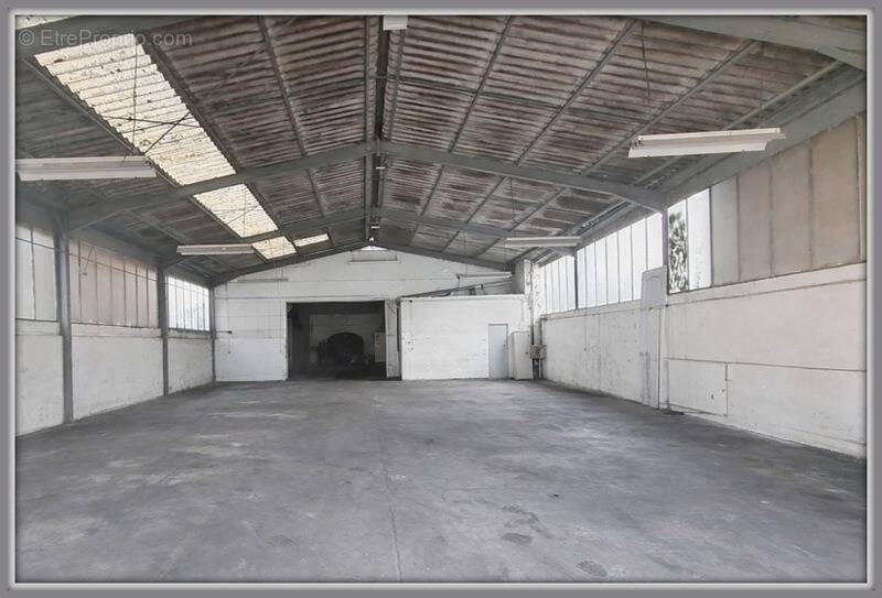 Commerce à MONSEMPRON-LIBOS