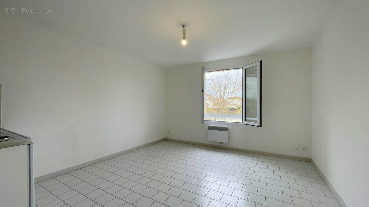 Appartement à ETRECHY