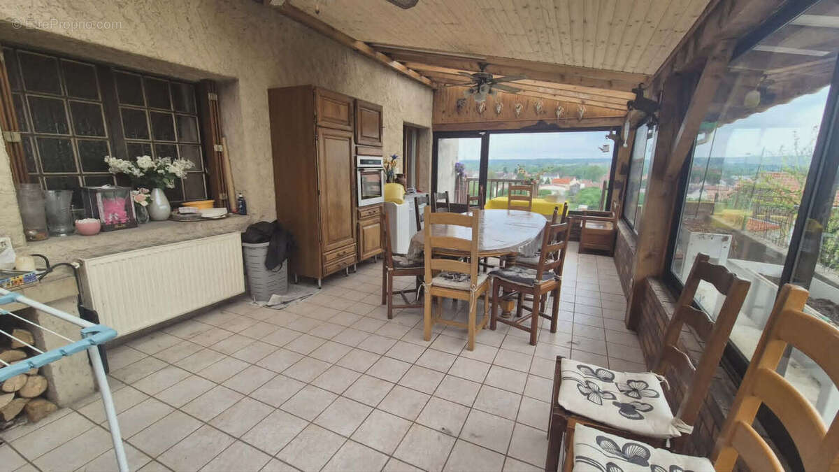 Maison à VINCEY