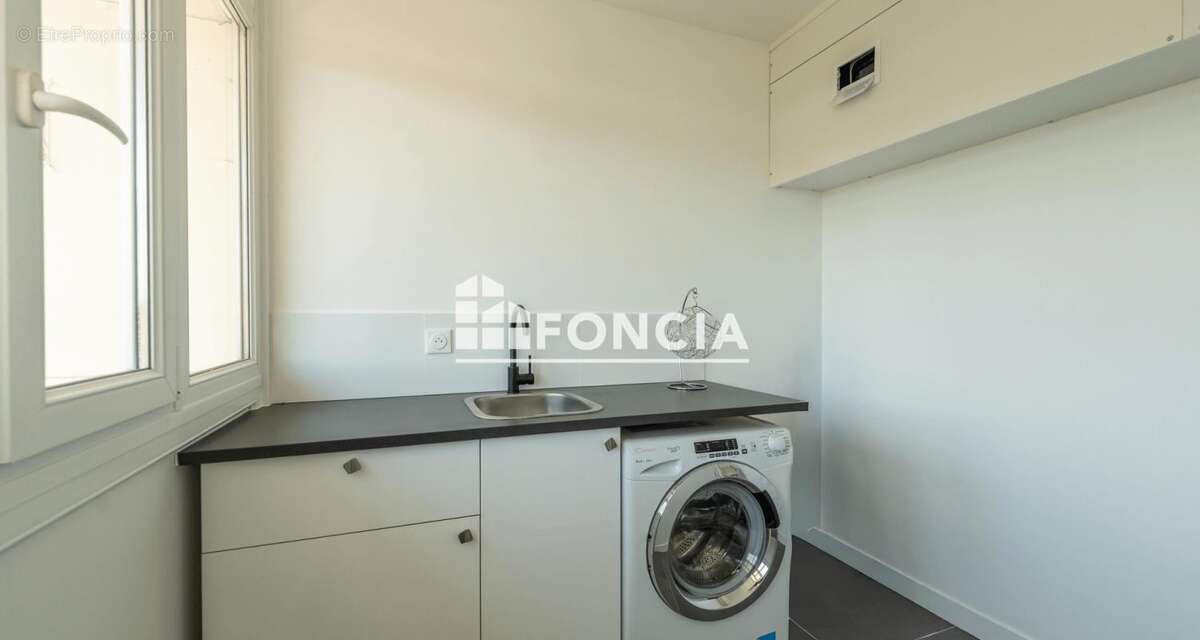 Appartement à ENGHIEN-LES-BAINS