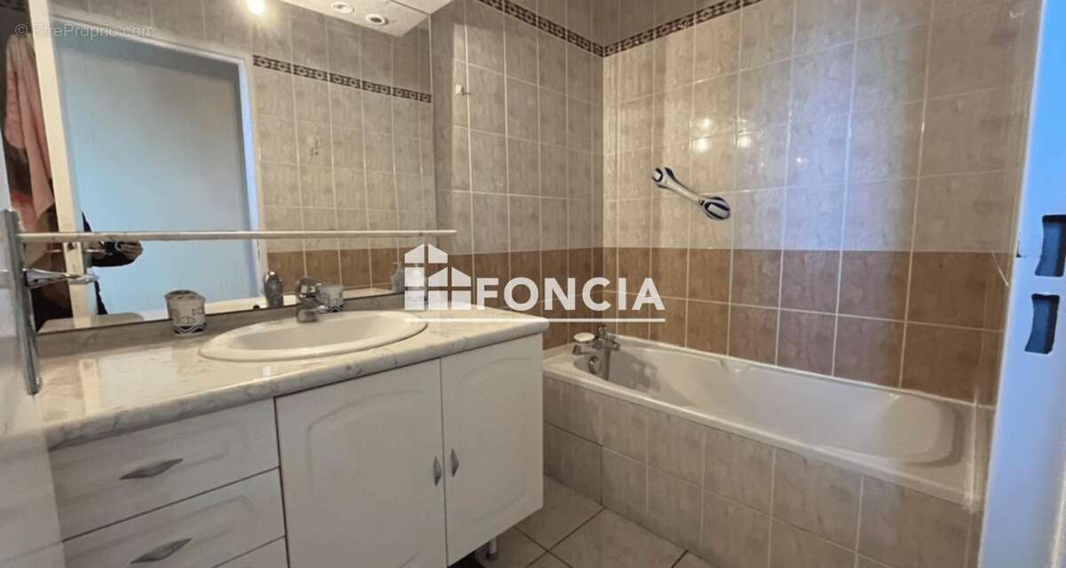 Appartement à SAINT-ETIENNE